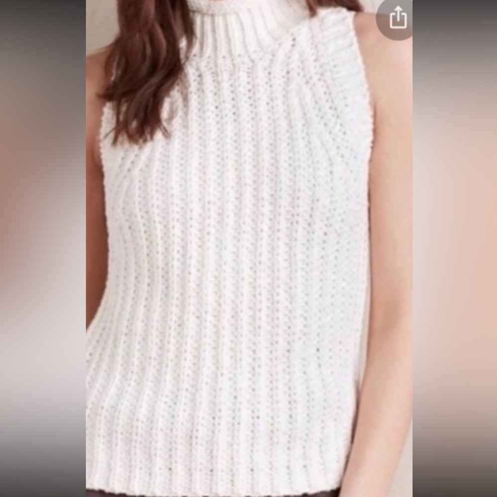 Anthropology Women's Cream Colored Sleeveless Sweater